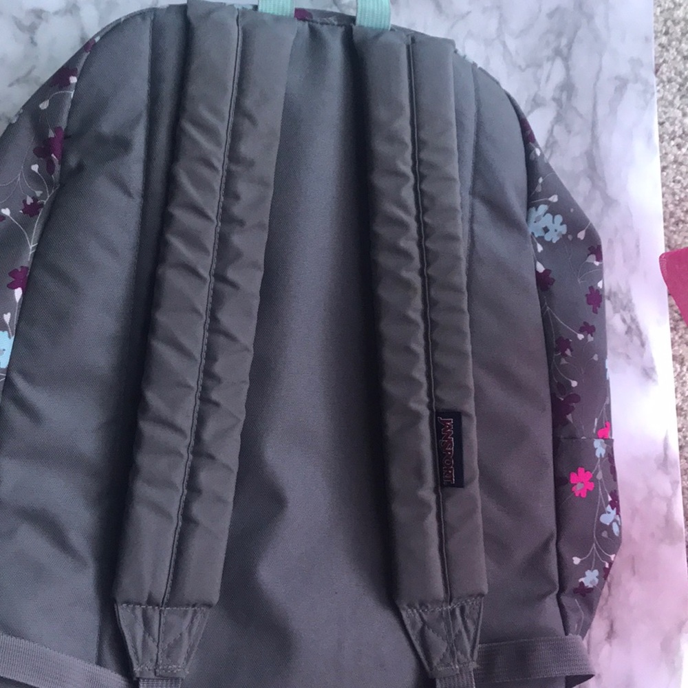 Backpack - Picture 5 of 5